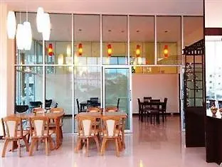 Nida Srinakarin 18 Prawet 3*